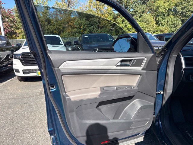 Used 2021 Volkswagen Atlas Cross Sport S AWD/4WD image 36