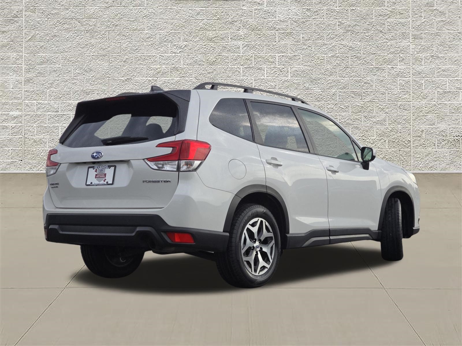 Certified 2024 Subaru Forester Premium AWD/4WD image 7
