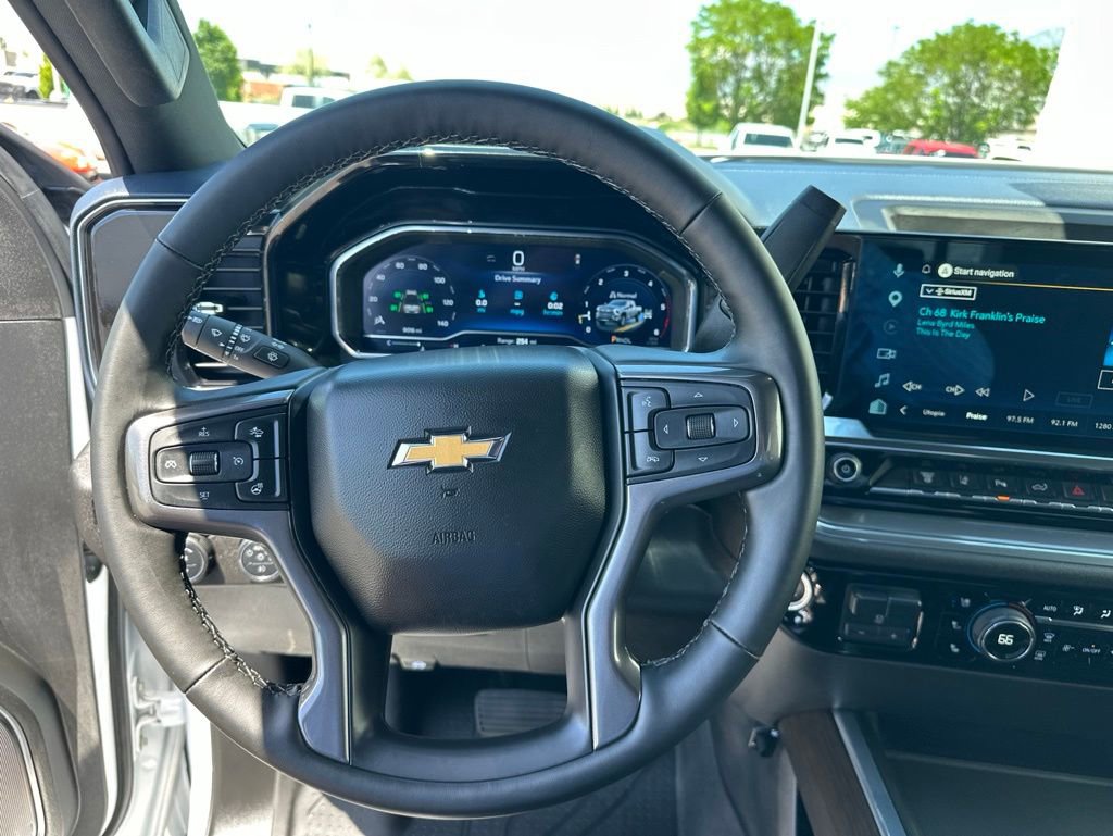 Used 2025 Chevrolet Silverado 2500 High Country w/ Technology Package AWD/4WD image 19