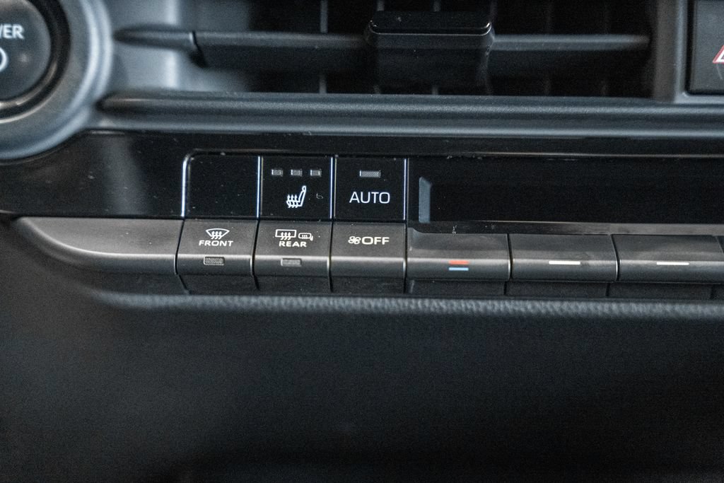 Used 2023 Toyota Crown AWD/4WD image 15