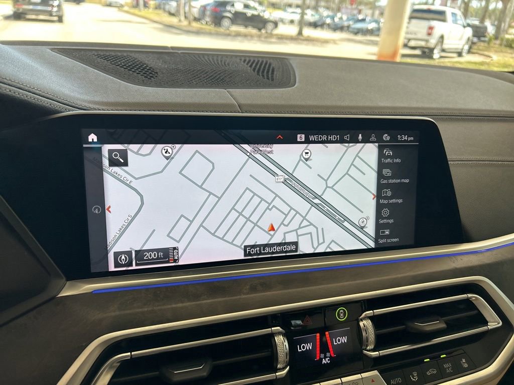 Used 2022 BMW X5 xDrive40i w/ M Sport Package image 10