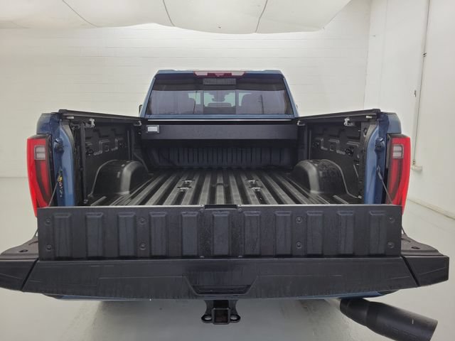 Used 2024 GMC Sierra 2500 Denali Ultimate w/ Max Trailering Package AWD/4WD image 10