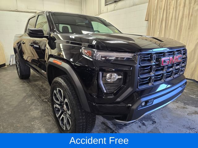 Used 2023 GMC Canyon AT4 w/ AT4 Premium Package AWD/4WD image 4