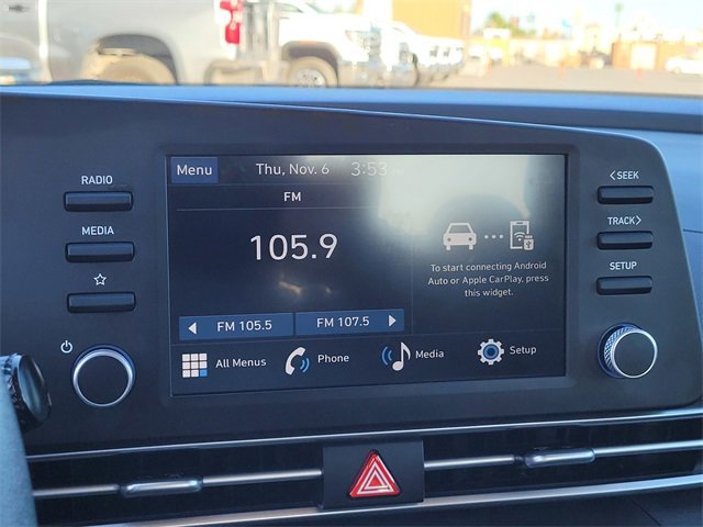 Used 2025 Hyundai Elantra SE image 21