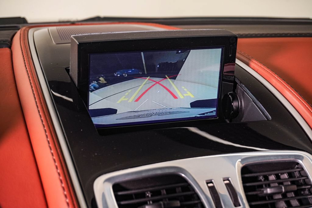 Used 2015 Aston Martin Vanquish Coupe RWD image 28