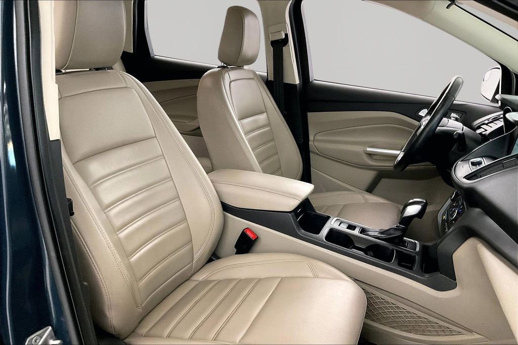 Used 2019 Ford Escape SEL image 24