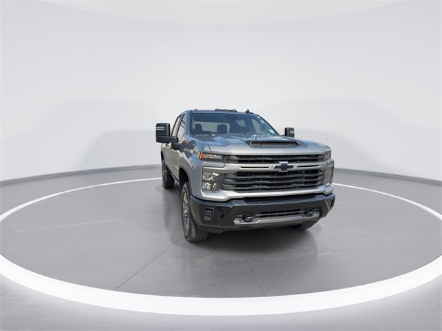 Used 2024 Chevrolet Silverado 2500 Custom w/ Custom Value Package image 3