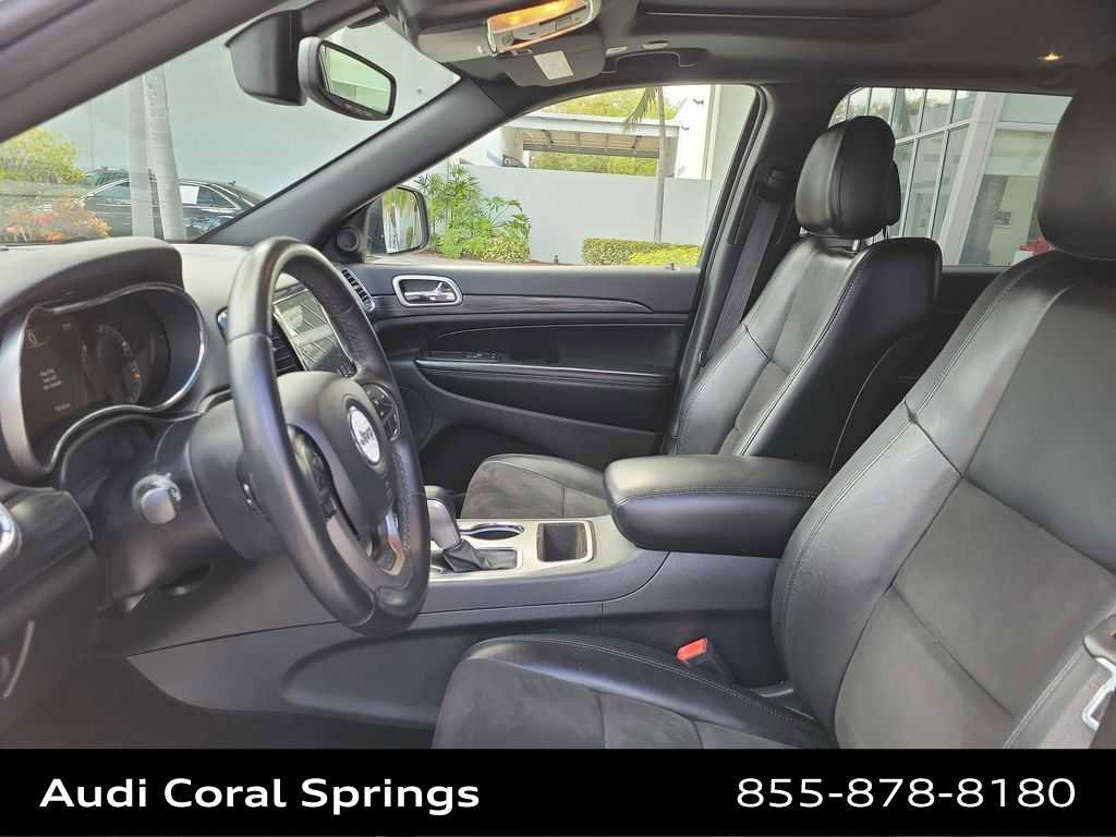 Used 2019 Jeep Grand Cherokee Altitude AWD/4WD image 19