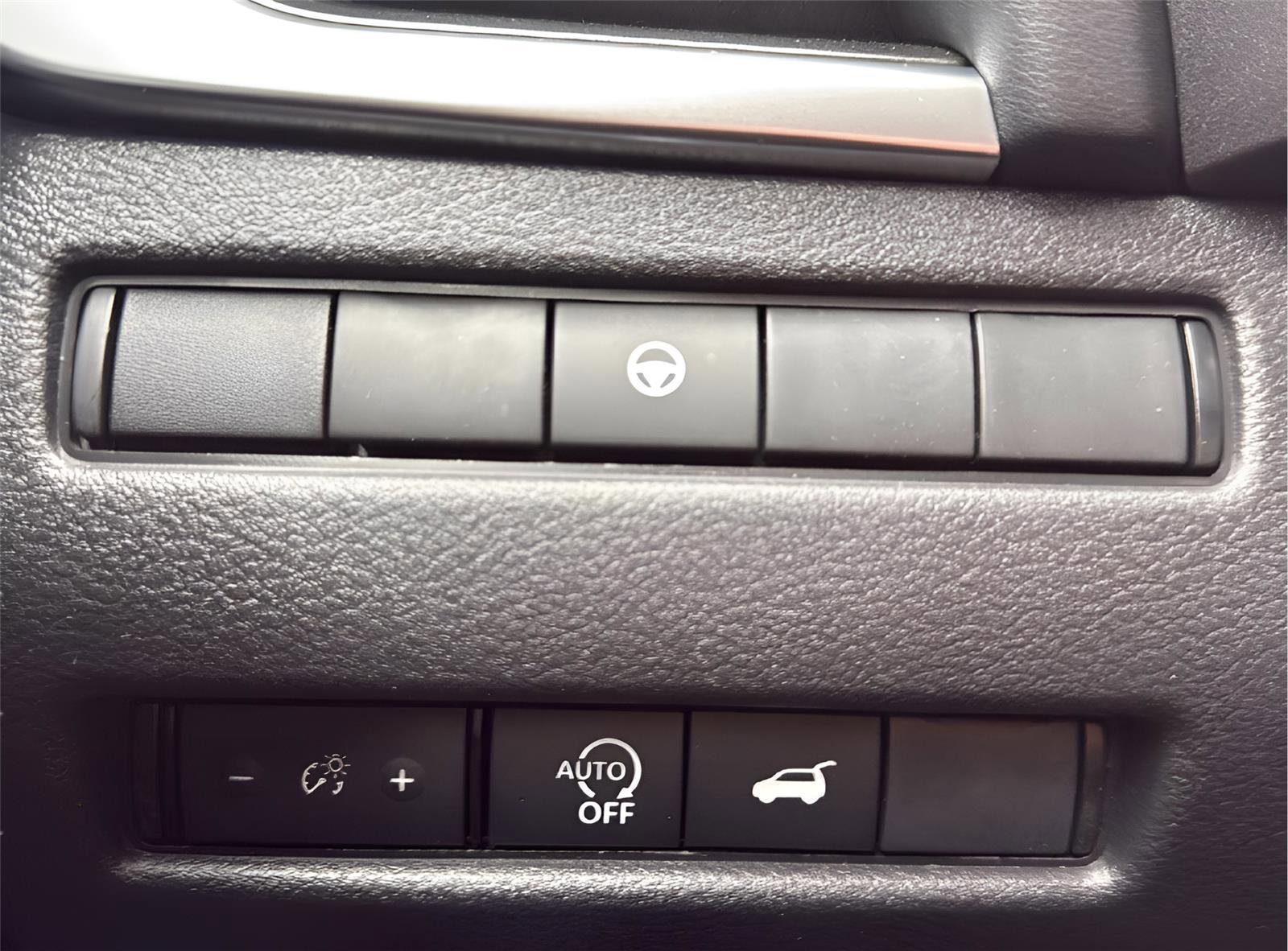 New 2026 Nissan Rogue SV image 10