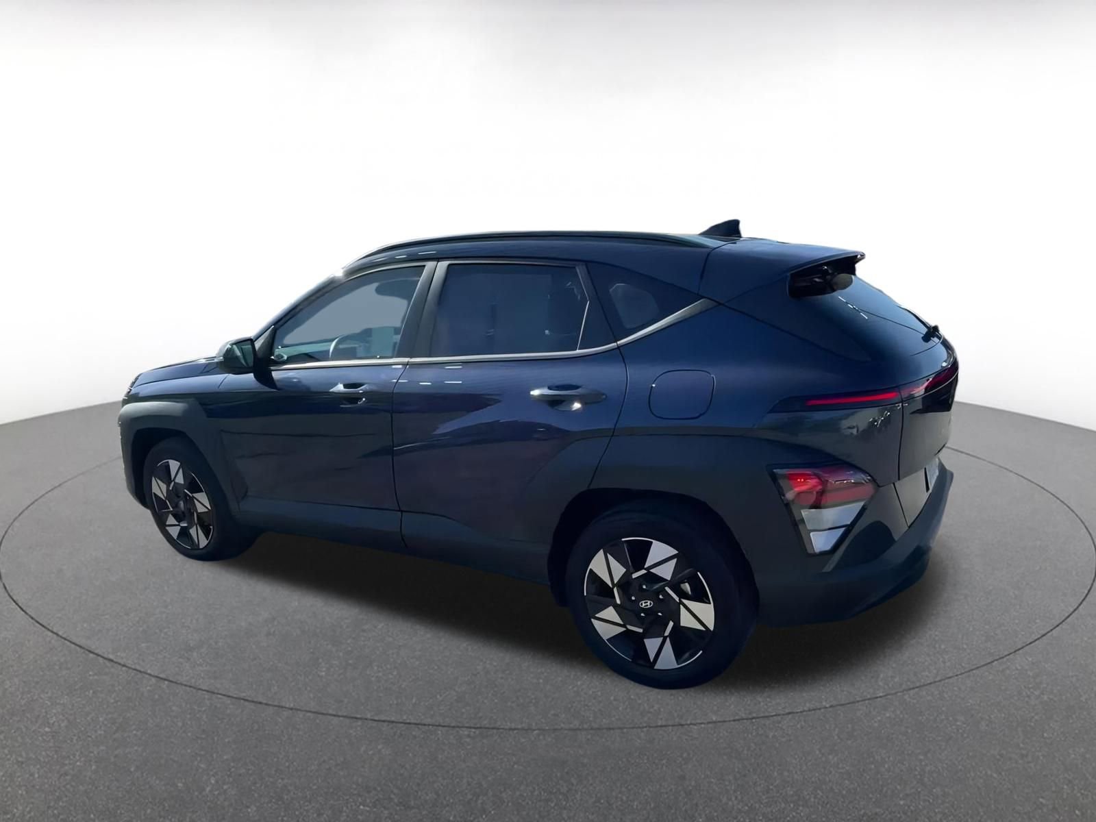 Used 2025 Hyundai Kona SEL image 10