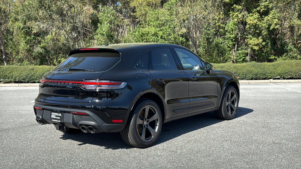 Certified 2026 Porsche Macan AWD/4WD image 24