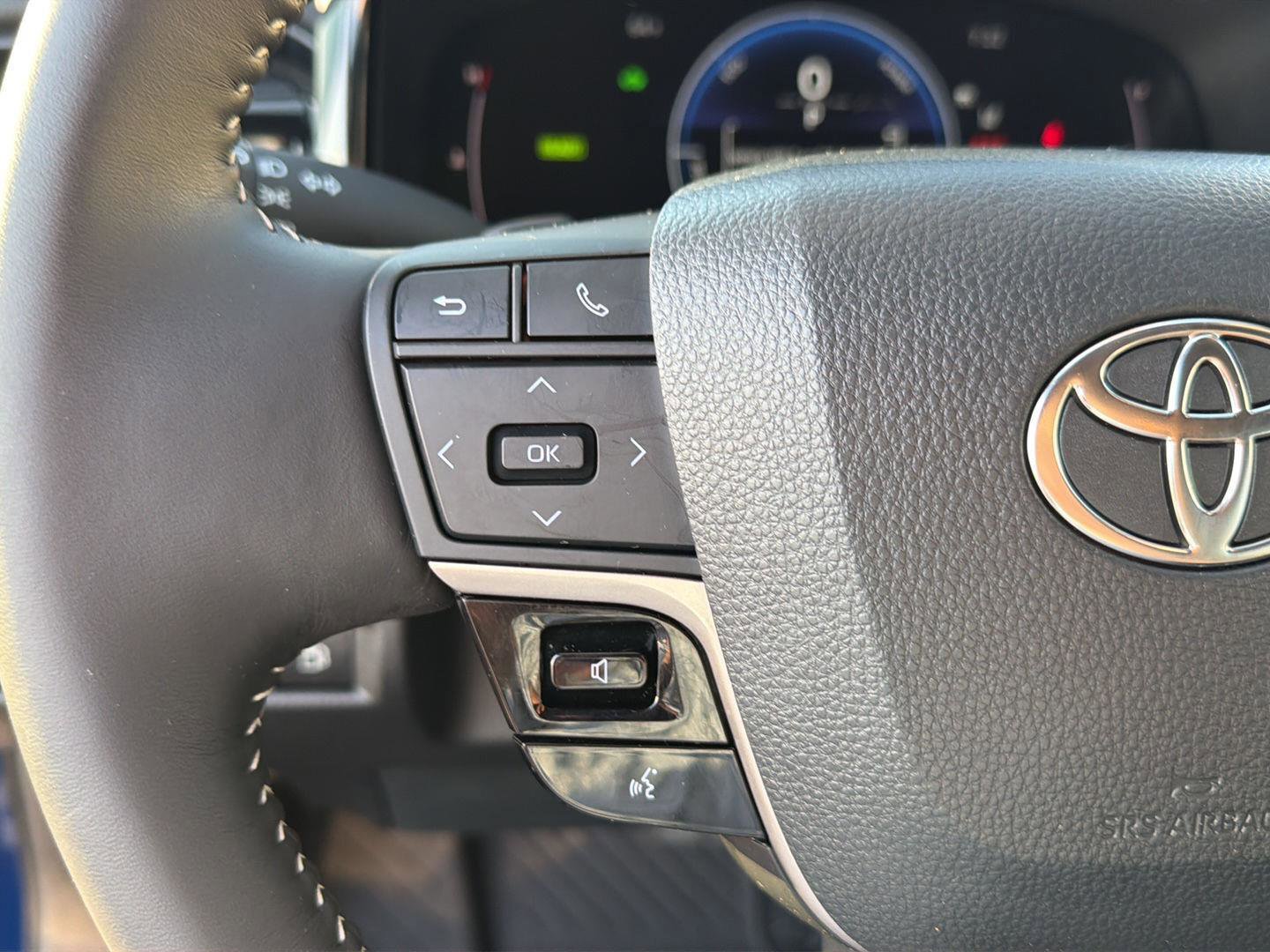 Certified 2025 Toyota Camry SE w/ Multimedia Upgrade Package FWD image 21