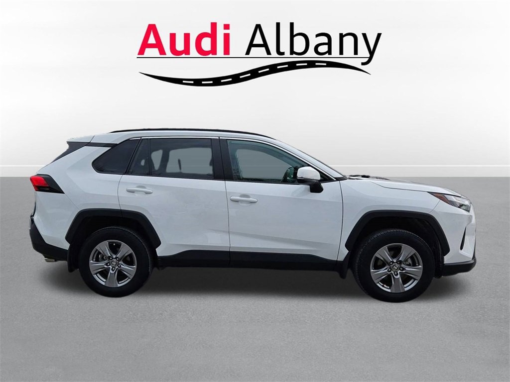 Used 2024 Toyota RAV4 XLE image 3
