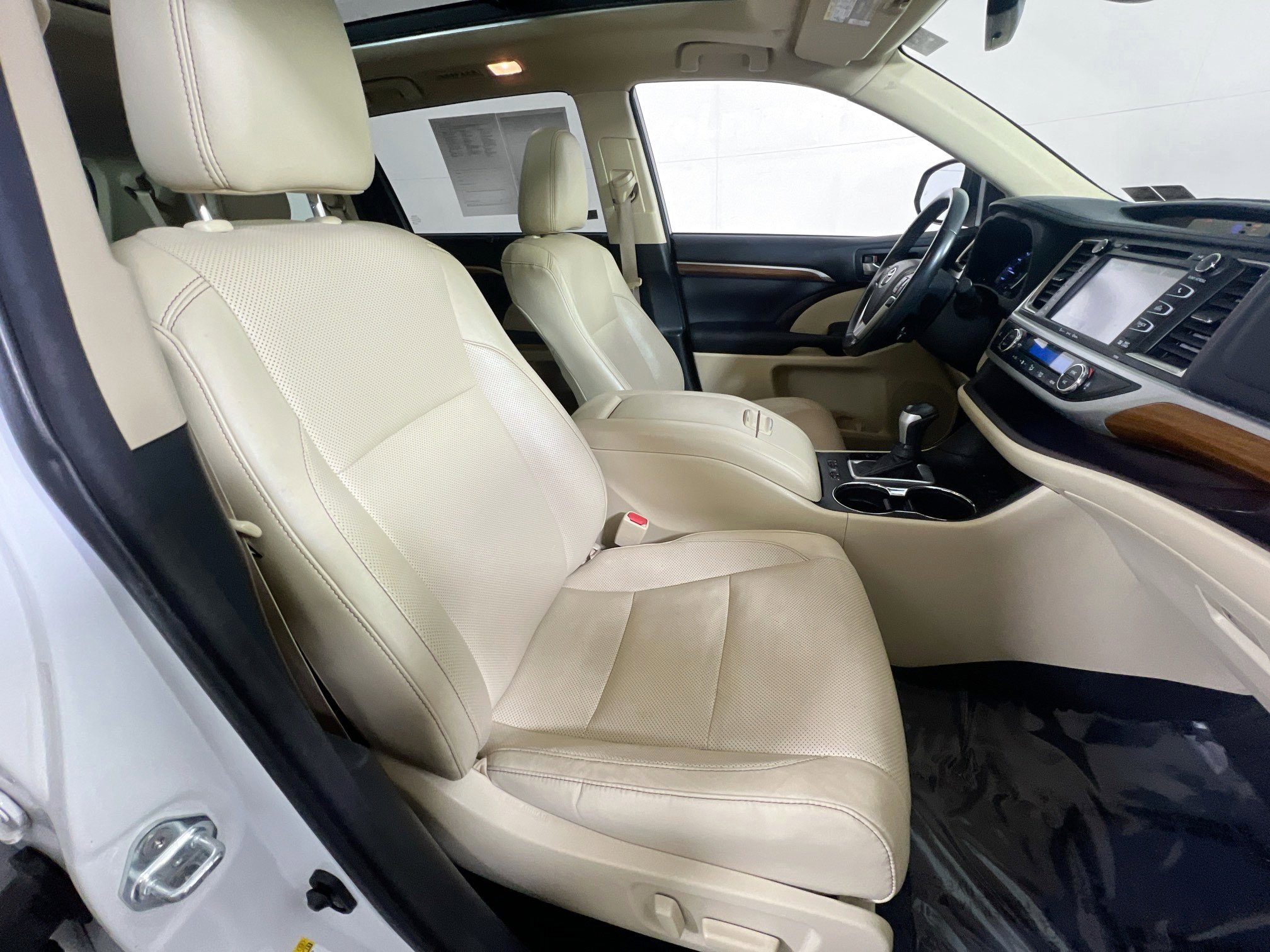 Used 2018 Toyota Highlander Limited Platinum w/ Protection Package #3 image 31