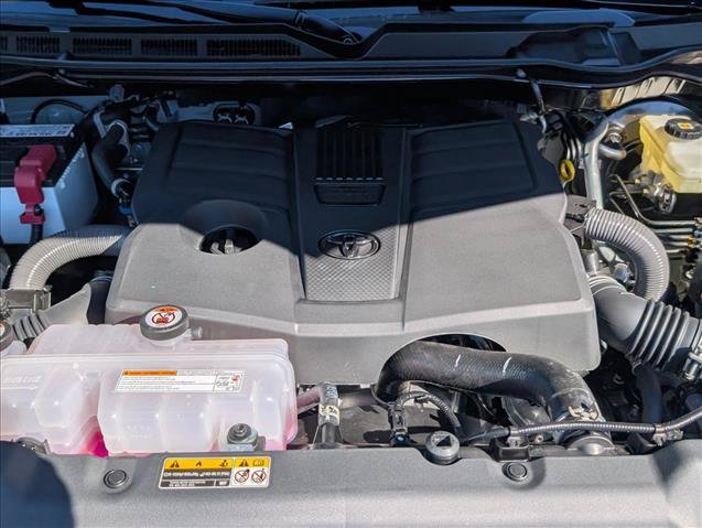 New 2026 Toyota Tundra SR5 AWD/4WD image 17