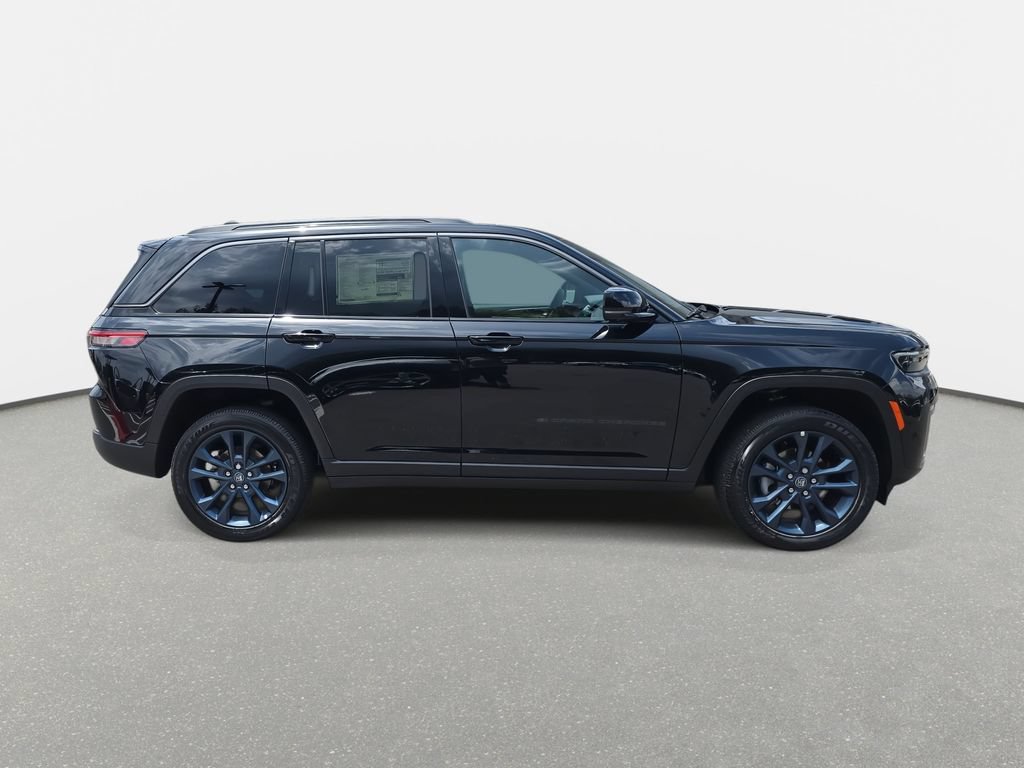 New 2026 Jeep Grand Cherokee Limited AWD/4WD image 4