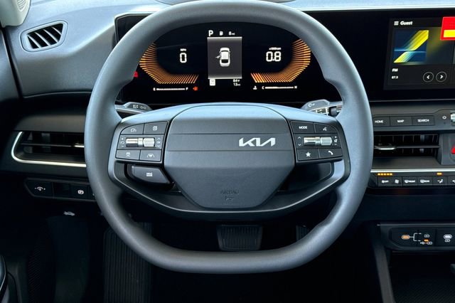 New 2026 Kia K4 LXS image 16