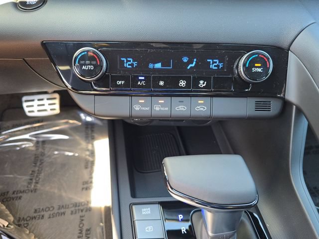 Certified 2025 Hyundai Elantra Sport FWD image 18