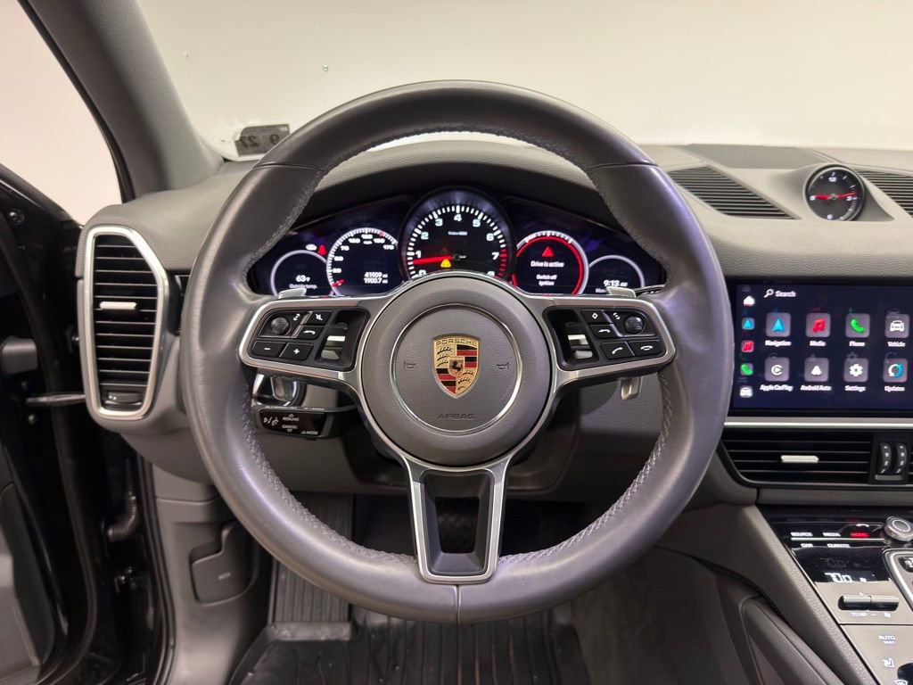 Used 2023 Porsche Cayenne Platinum Edition image 14
