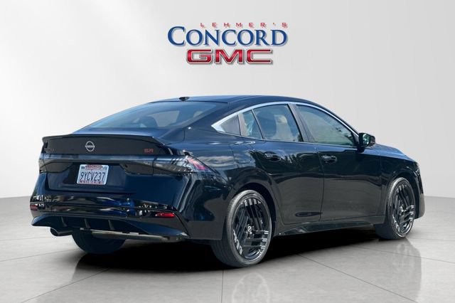 Used 2026 Nissan Sentra SR w/ Floor Mat Package FWD image 4