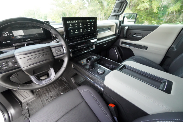 Used 2026 GMC Hummer EV SUV AWD/4WD image 23