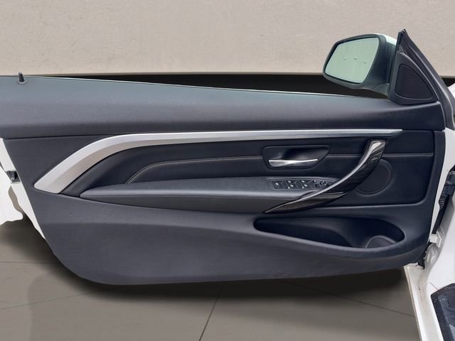 Used 2018 BMW 430i Convertible image 12