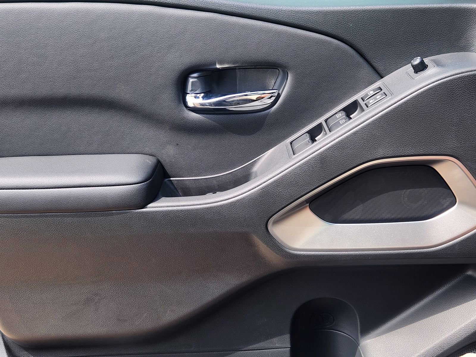 New 2026 Nissan Frontier SV RWD image 22