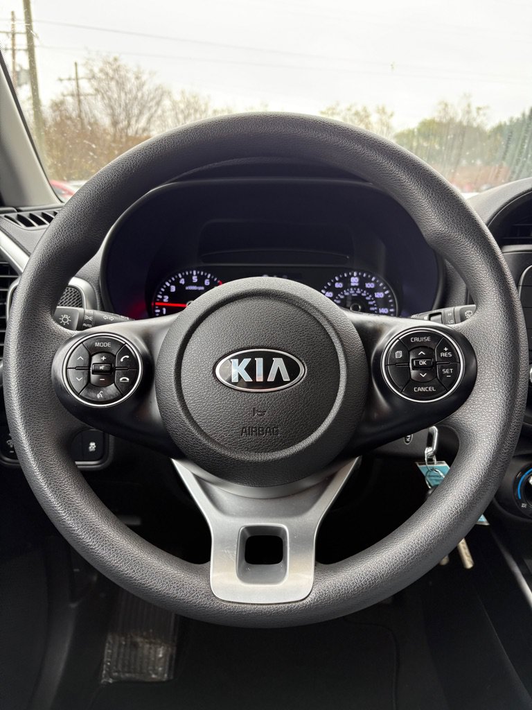 Used 2021 Kia Soul S FWD image 16