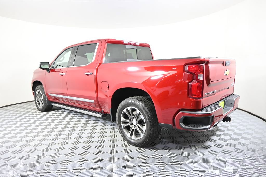 Used 2023 Chevrolet Silverado 1500 High Country w/ Technology Package image 4