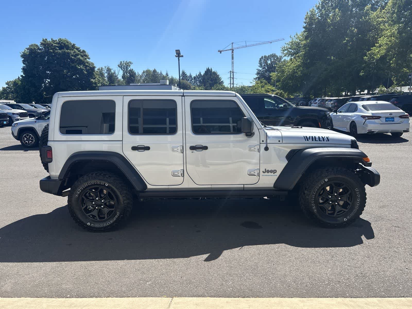 Certified 2023 Jeep Wrangler Unlimited AWD/4WD image 6