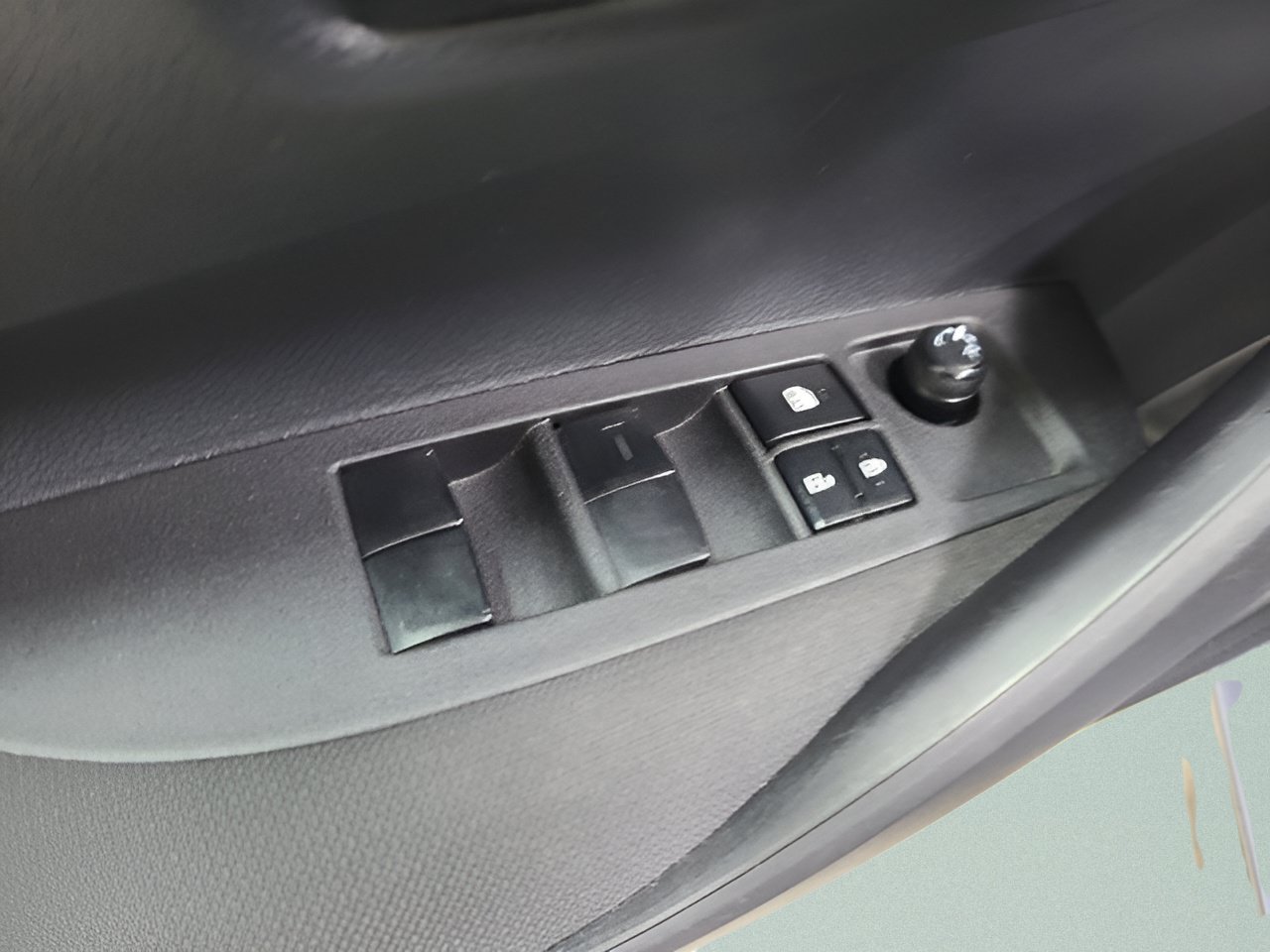 Used 2024 Toyota Corolla LE FWD image 19