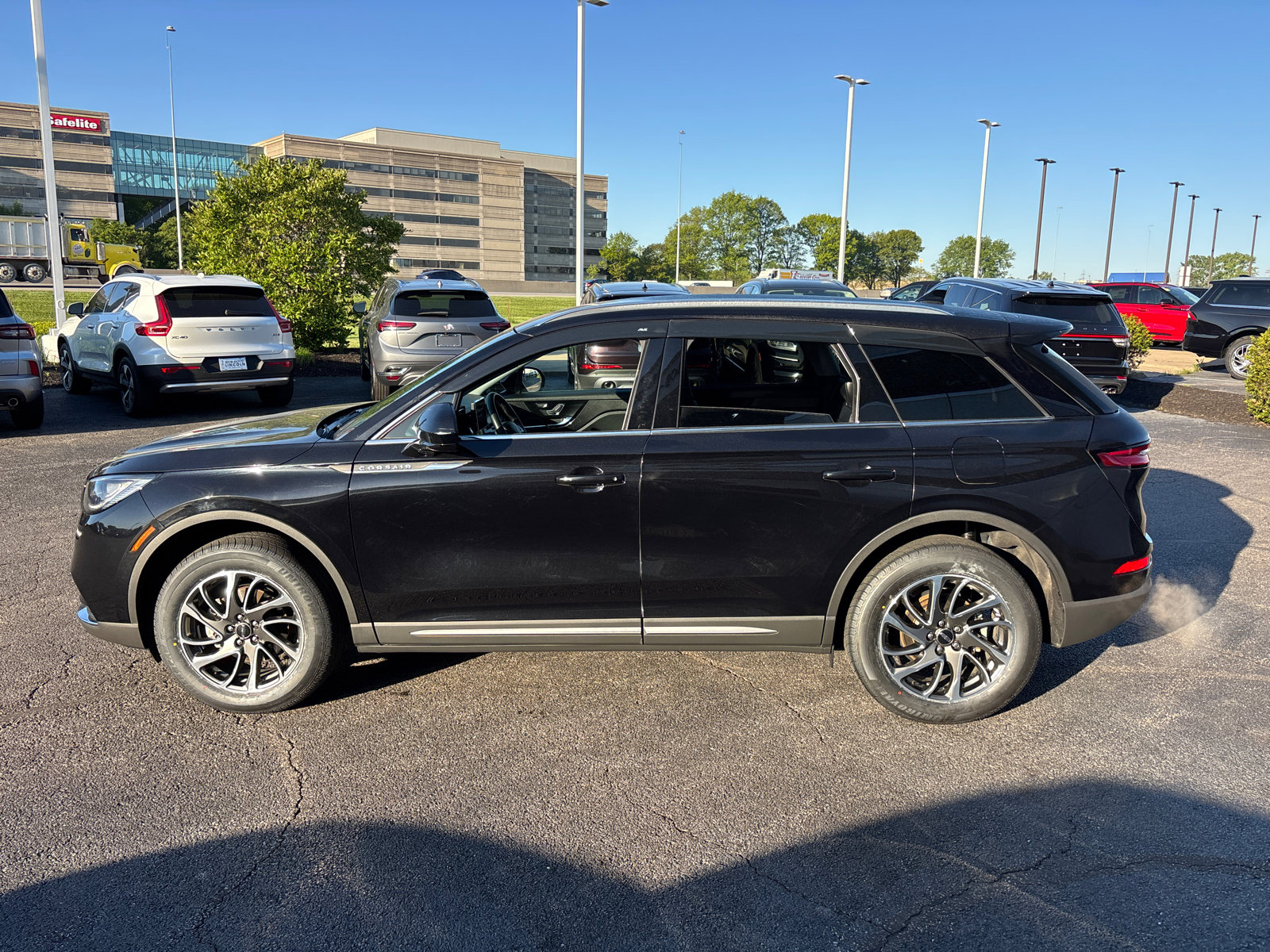 Certified 2022 Lincoln Corsair FWD image 4