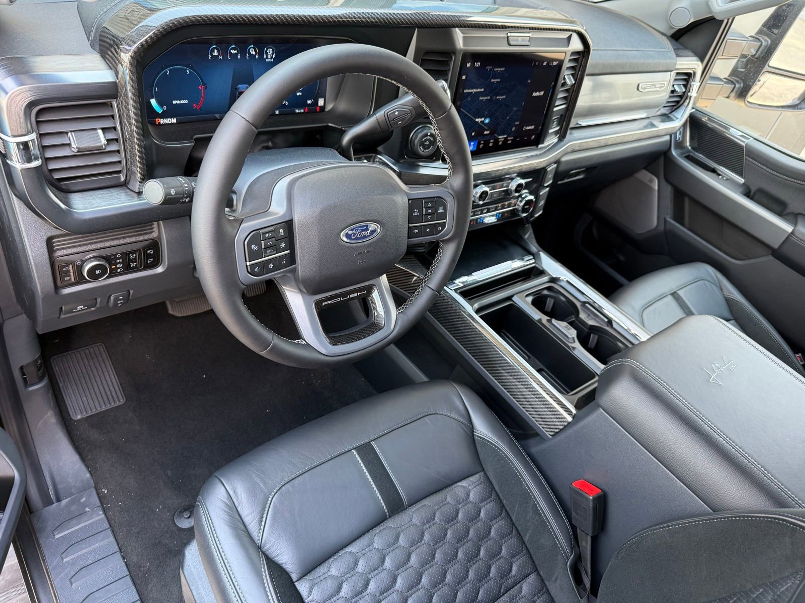 New 2026 Ford F250 Lariat w/ Black Appearance Package image 13