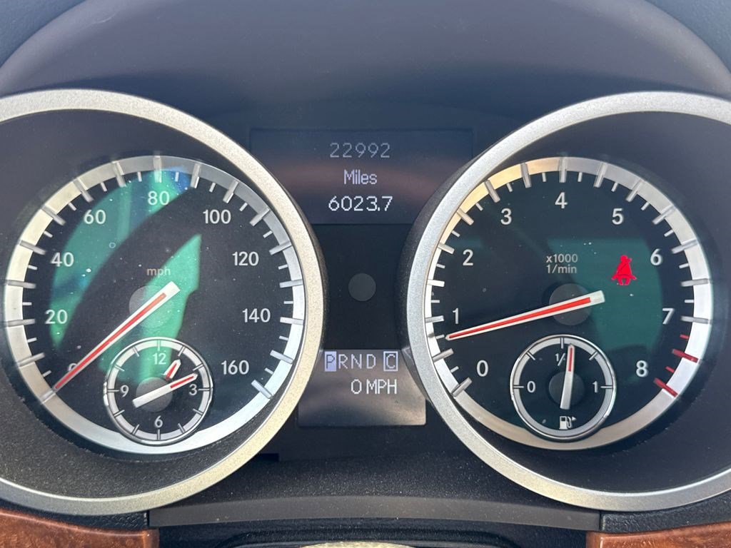 Used 2010 Mercedes-Benz SLK 350 image 25