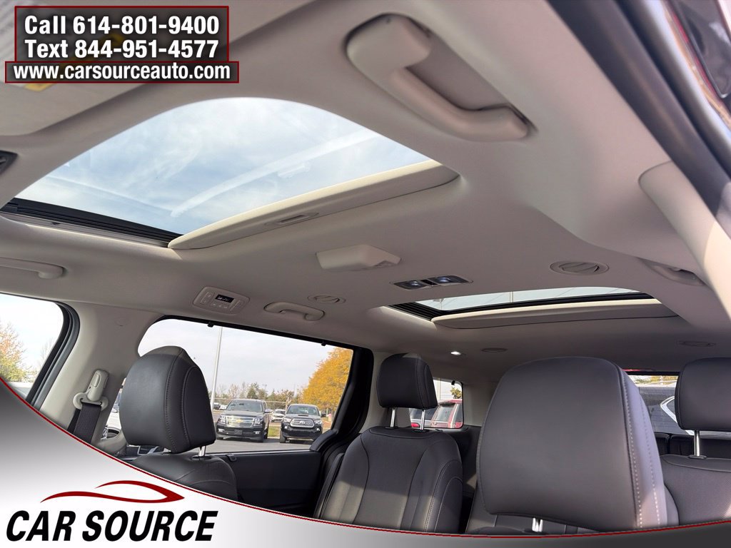 Used 2026 Kia Carnival SX w/ SX Dark Edition Package FWD image 24