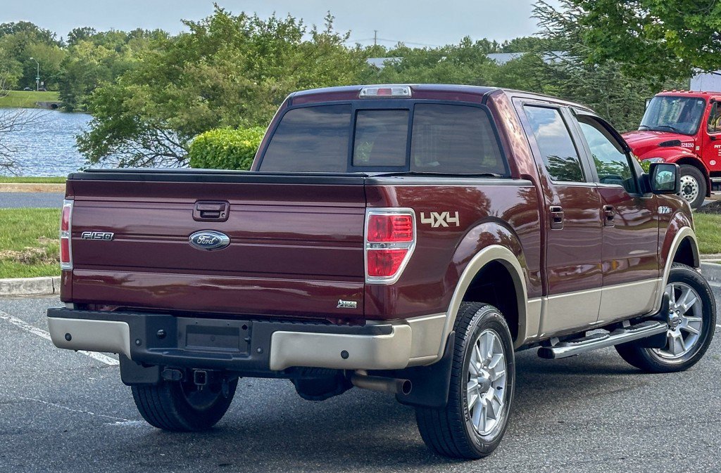 Used 2010 Ford F150 Lariat AWD/4WD image 14