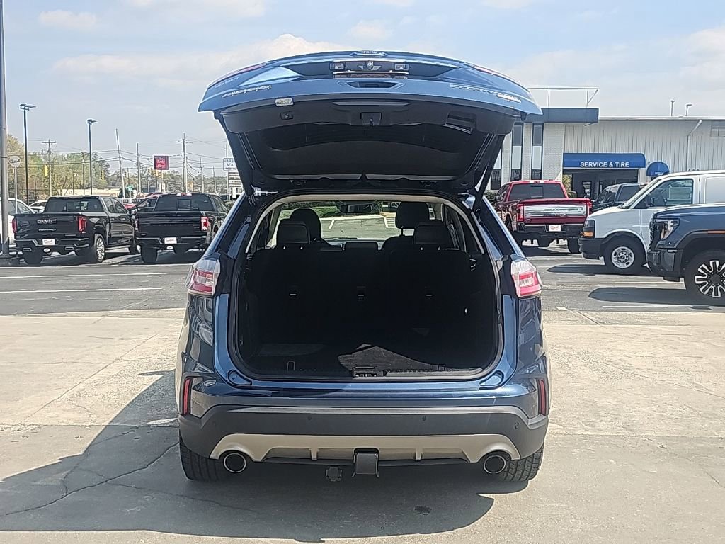Used 2019 Ford Edge Titanium w/ Equipment Group 301A image 6