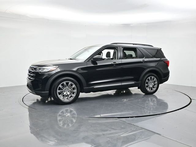 Certified 2025 Ford Explorer Active w/ Active Comfort Package image 5