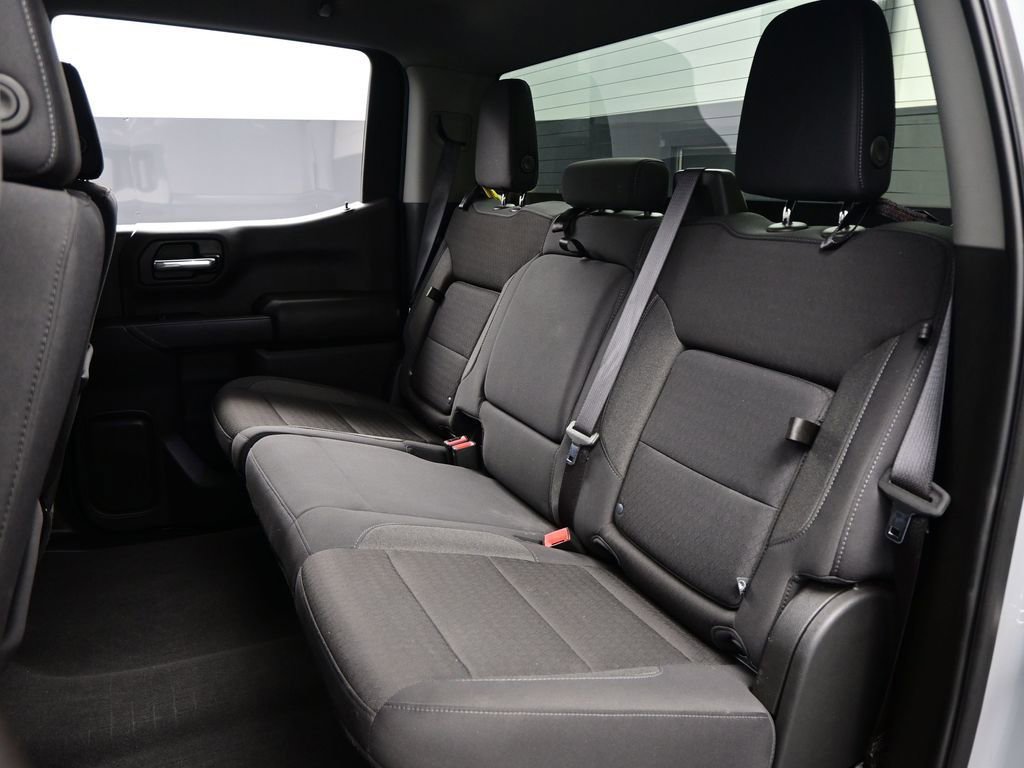 Used 2024 Chevrolet Silverado 1500 Custom Trail Boss w/ Dark Appearance Package image 34