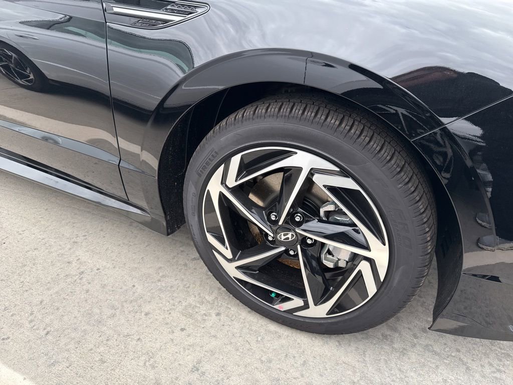 New 2026 Hyundai Sonata SEL AWD/4WD image 11