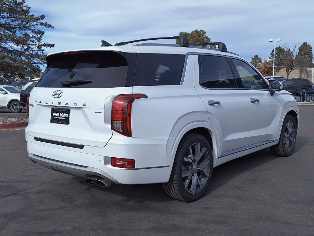 Used 2021 Hyundai Palisade Limited image 3