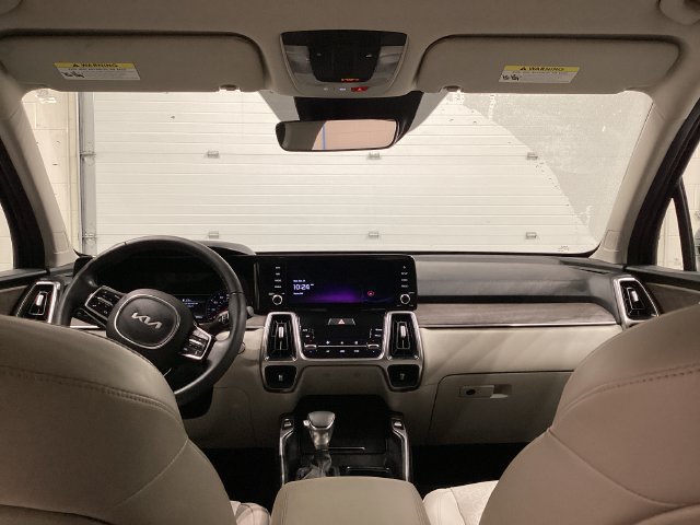 Used 2023 Kia Sorento EX FWD image 21