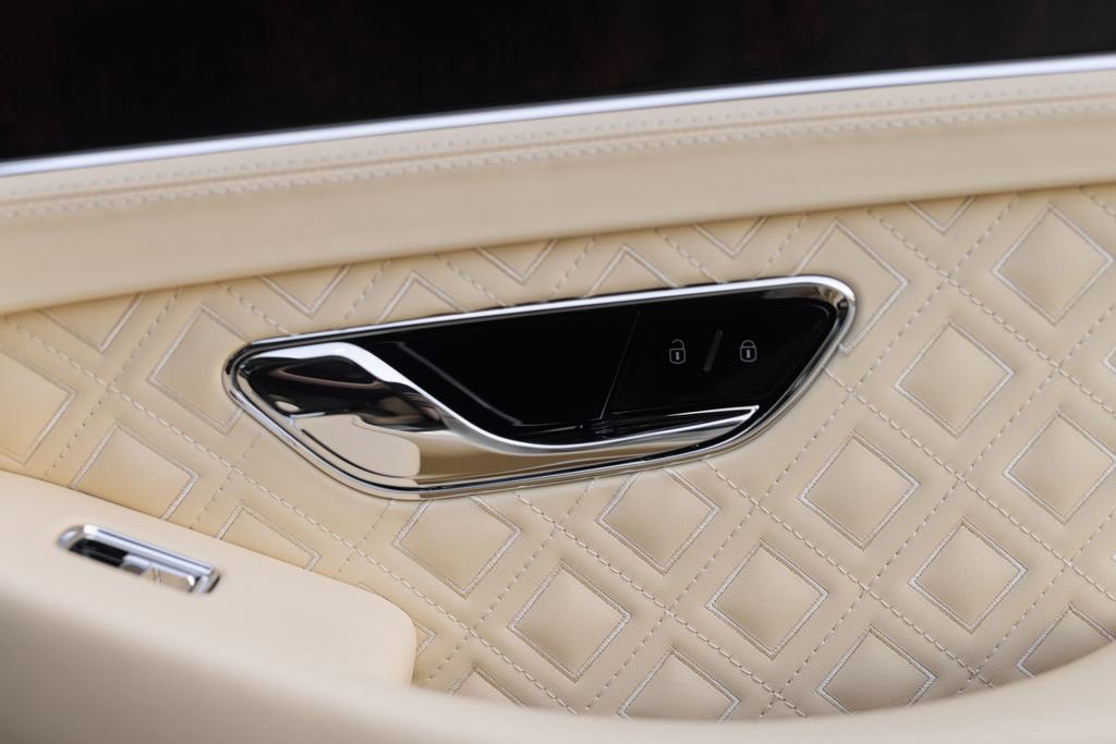 Used 2024 Bentley Continental GT Speed AWD/4WD image 31
