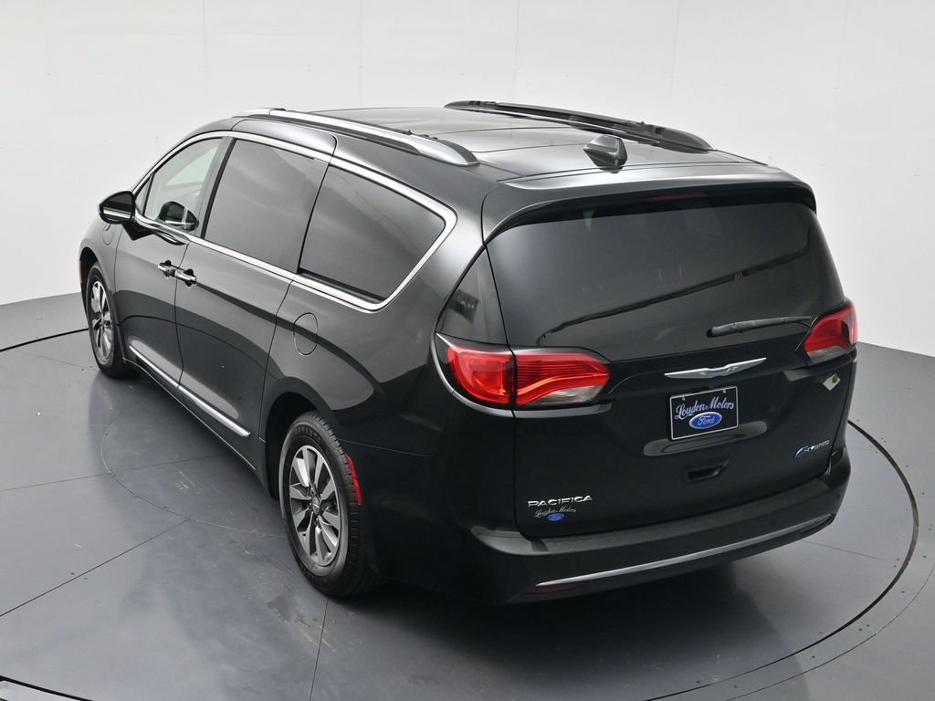 Used 2020 Chrysler Pacifica Limited FWD image 42