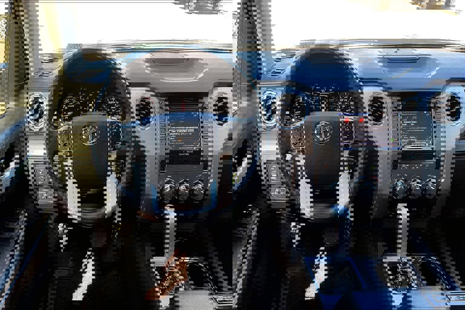 Used 2019 Toyota Tundra SR5 w/ SR5 Upgrade Package image 6