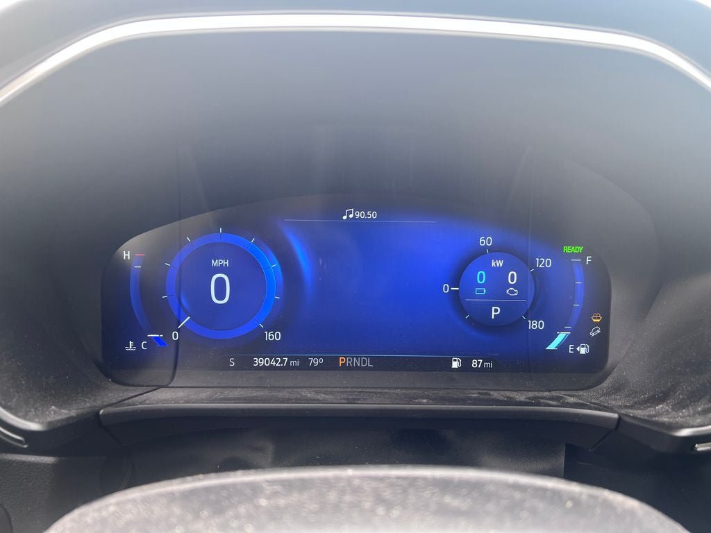 Certified 2020 Ford Escape Titanium FWD image 26