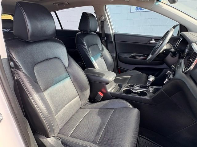 Used 2022 Kia Sportage EX w/ EX Technology Package image 31