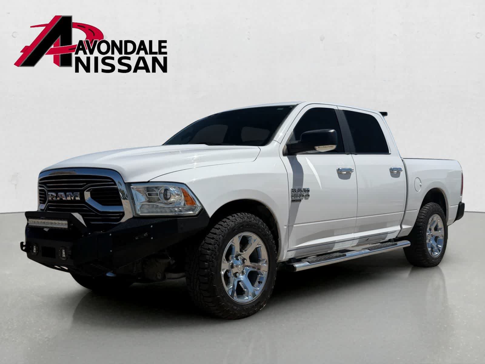 Used 2019 RAM 1500 Laramie w/ Convenience Group AWD/4WD image 2