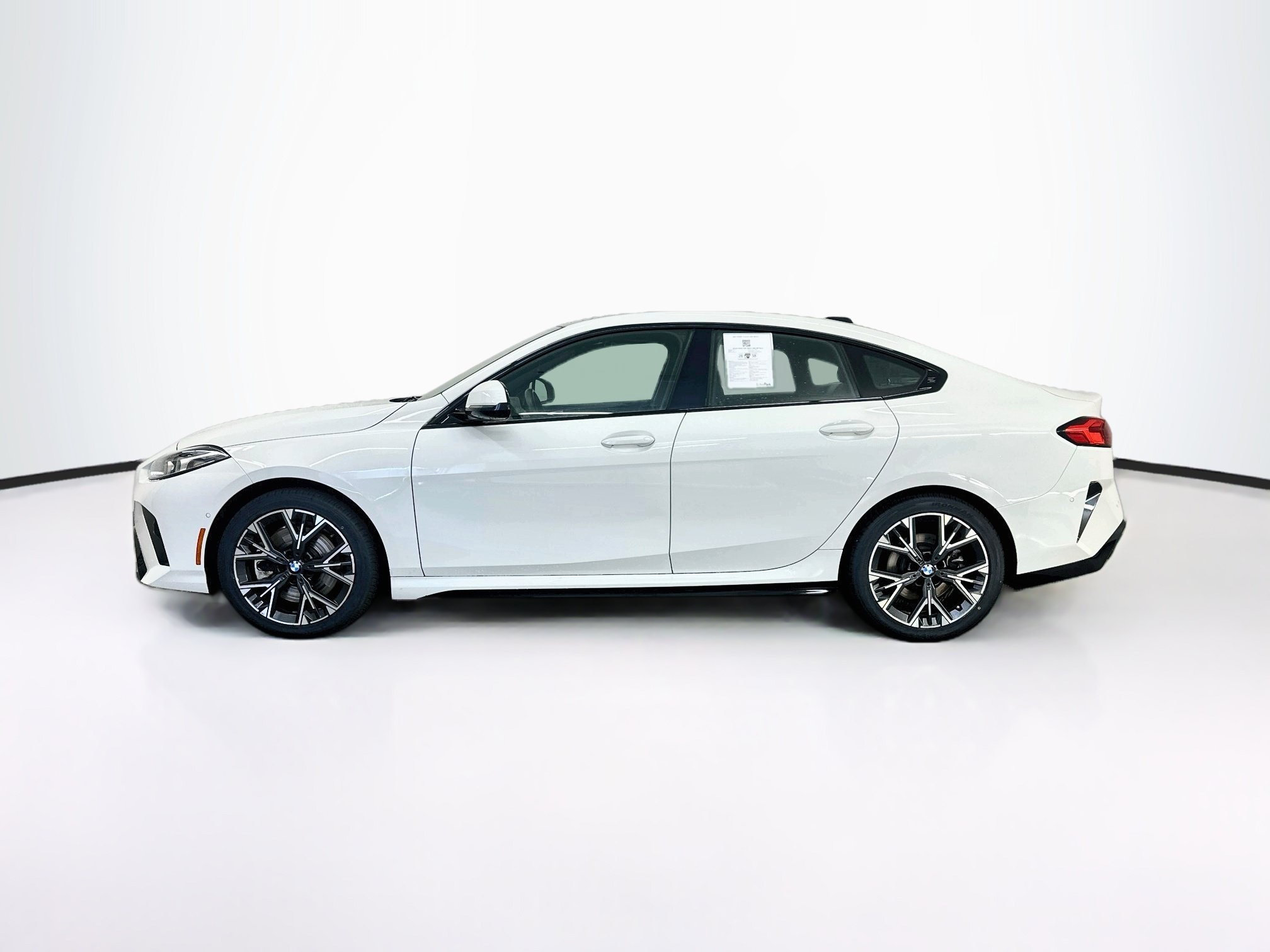 Used 2025 BMW 228i xDrive AWD/4WD image 4