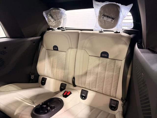 New 2026 MINI Cooper S image 19